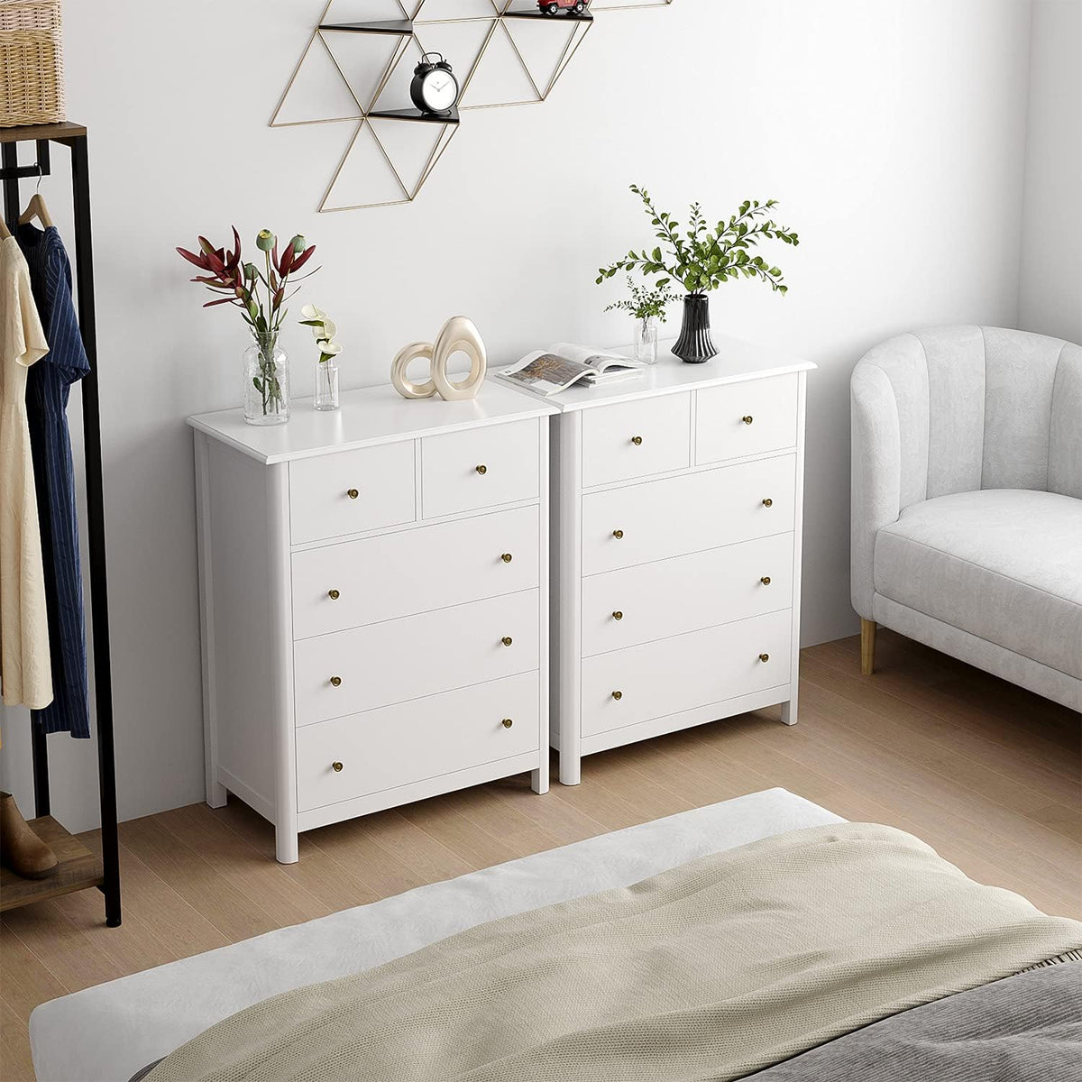 White 5 Drawer Wood Dresser V39813
