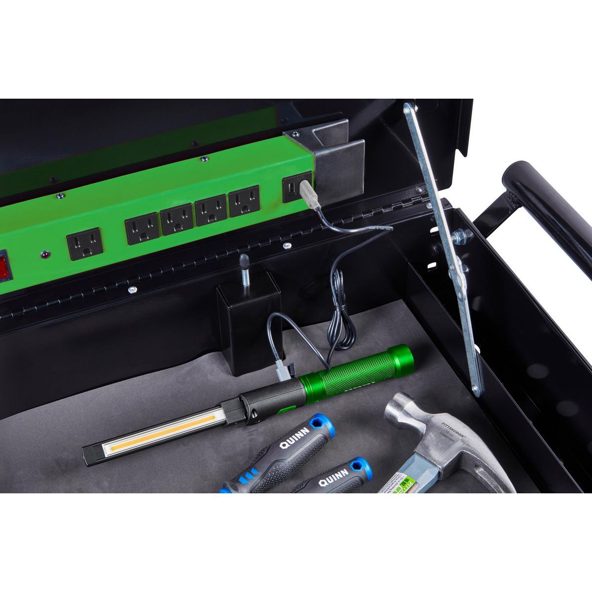 800 Lumen LED Rechargeable Magnetic Foldable Work Light N231340