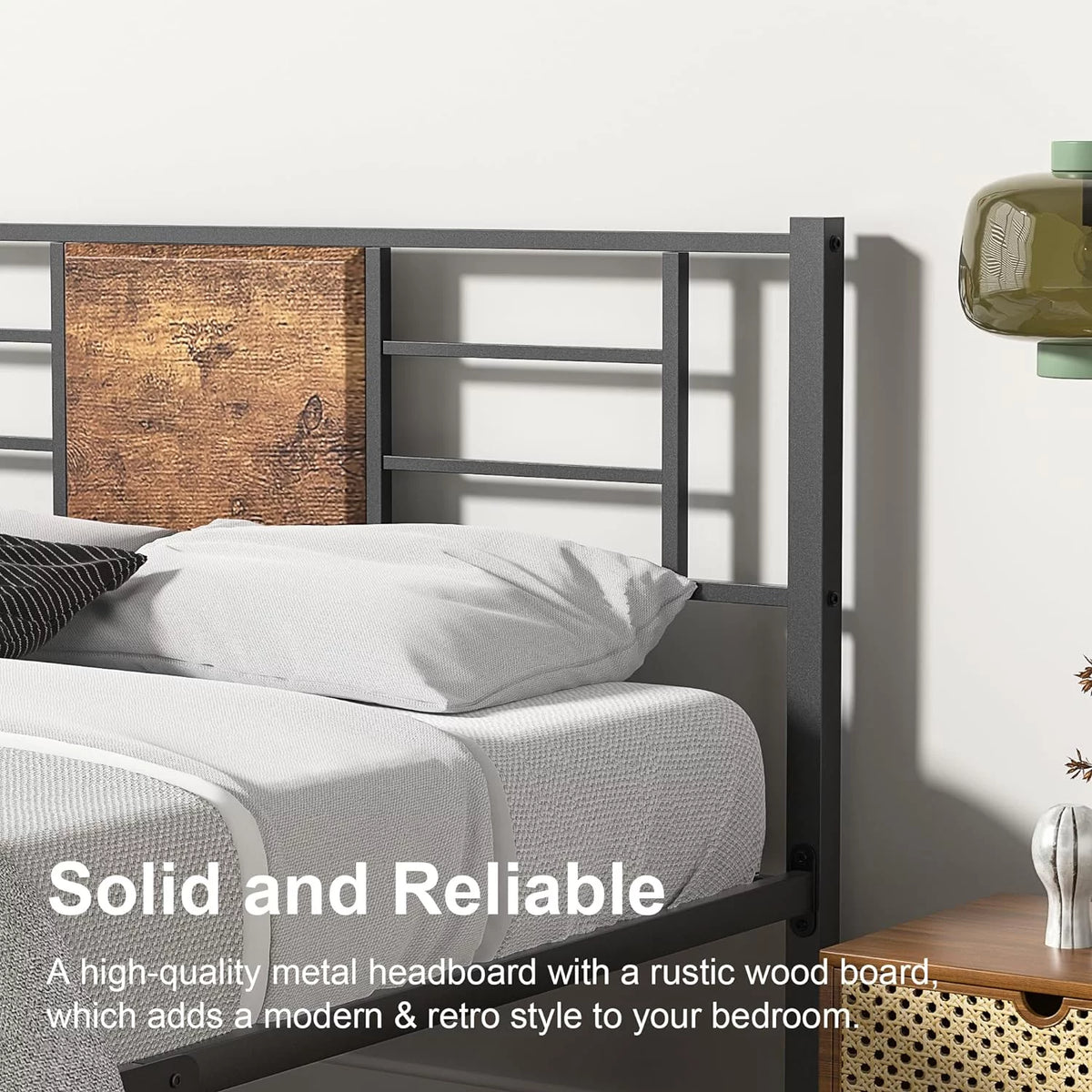 Queen Size Metal Platform Bed Frame with Wood Headboard O66186