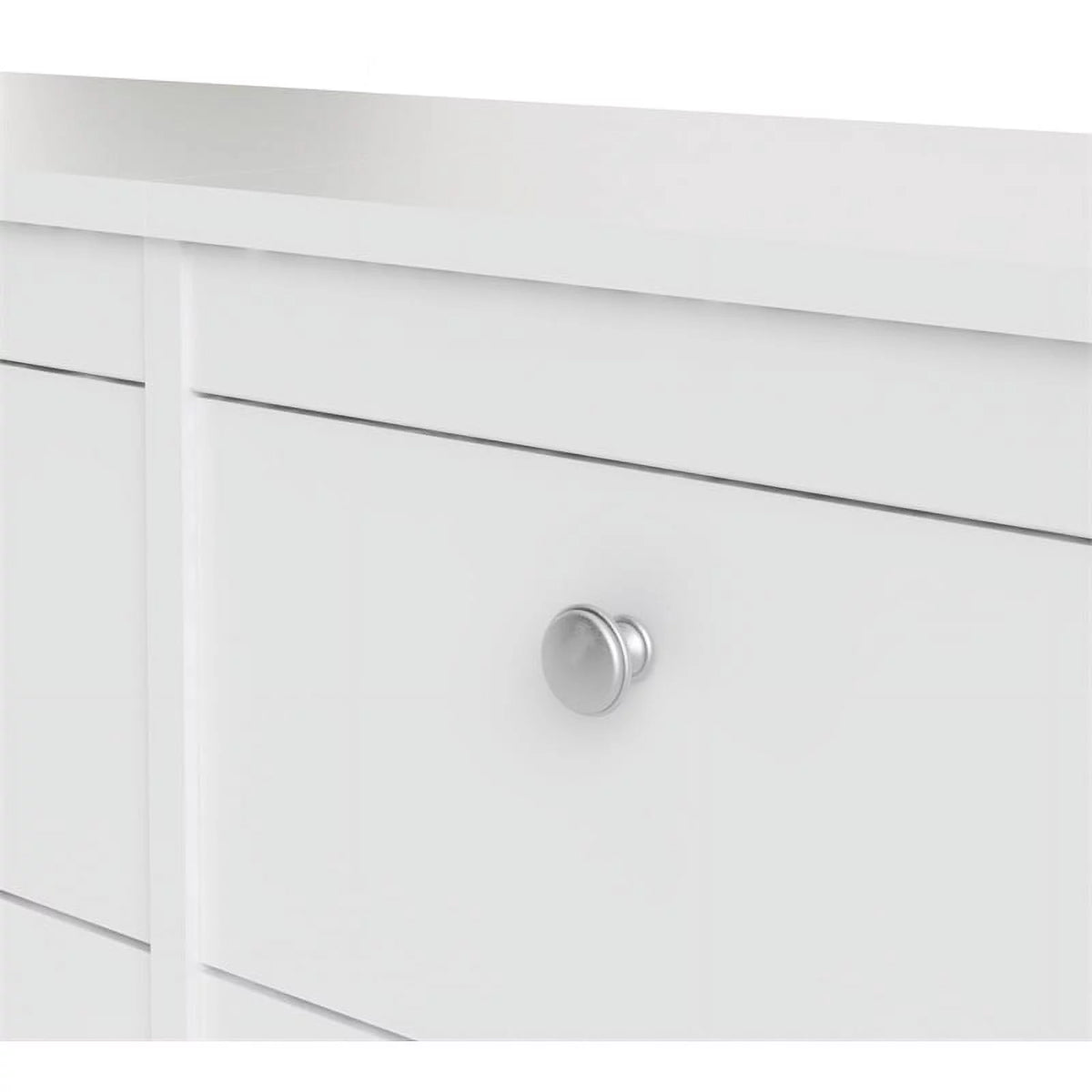 White 8 Drawer Engineered Wood Dresser V585523