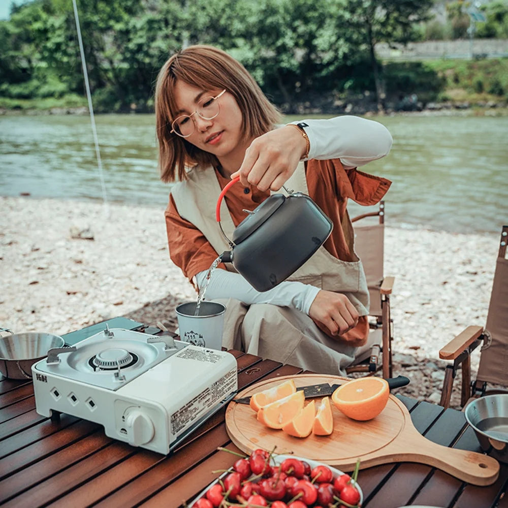 Outdoor Cassette Stove Burner 2100W Portable Butane Stove F10920
