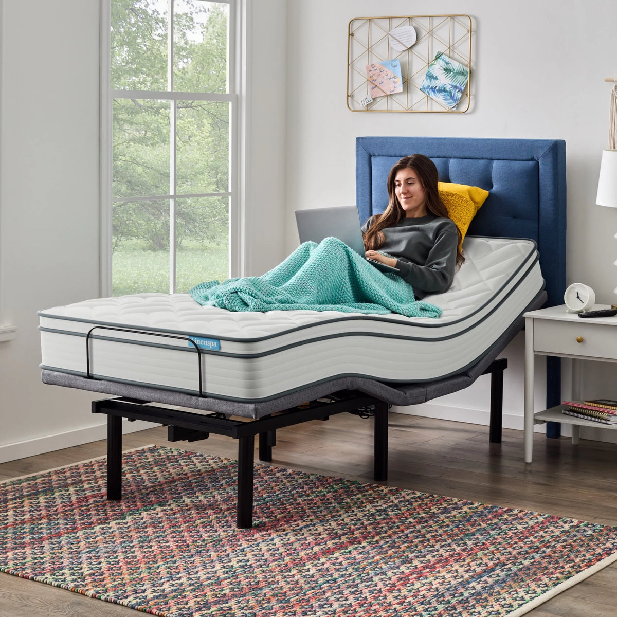 8 Hybrid Mattress Twin Q836662