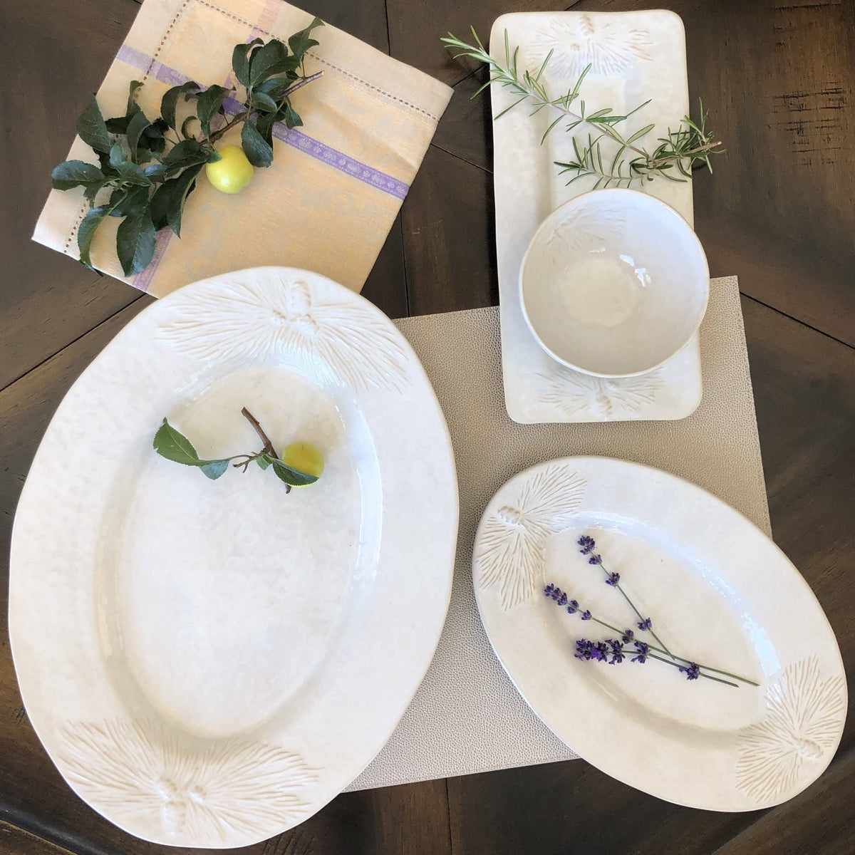Oval Tray Z477161
