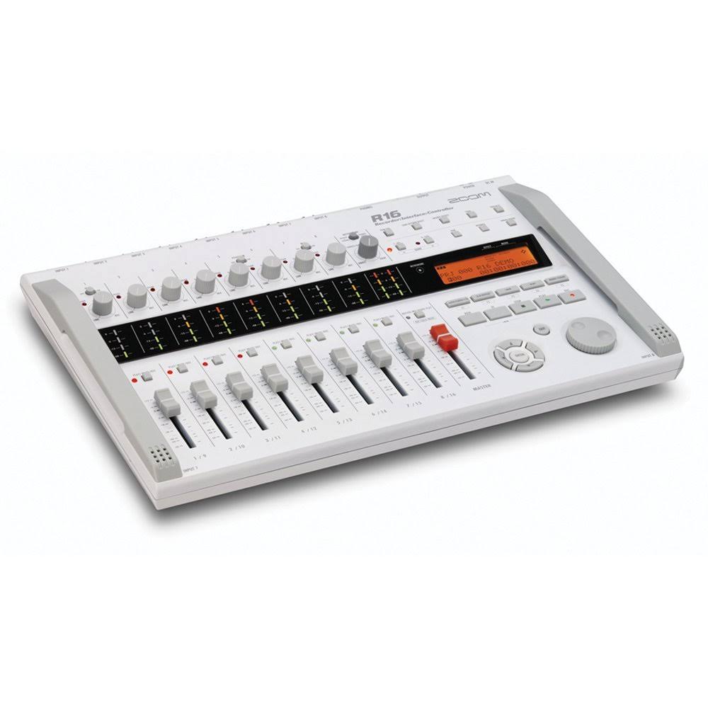 Multi-Track Recorder R1746