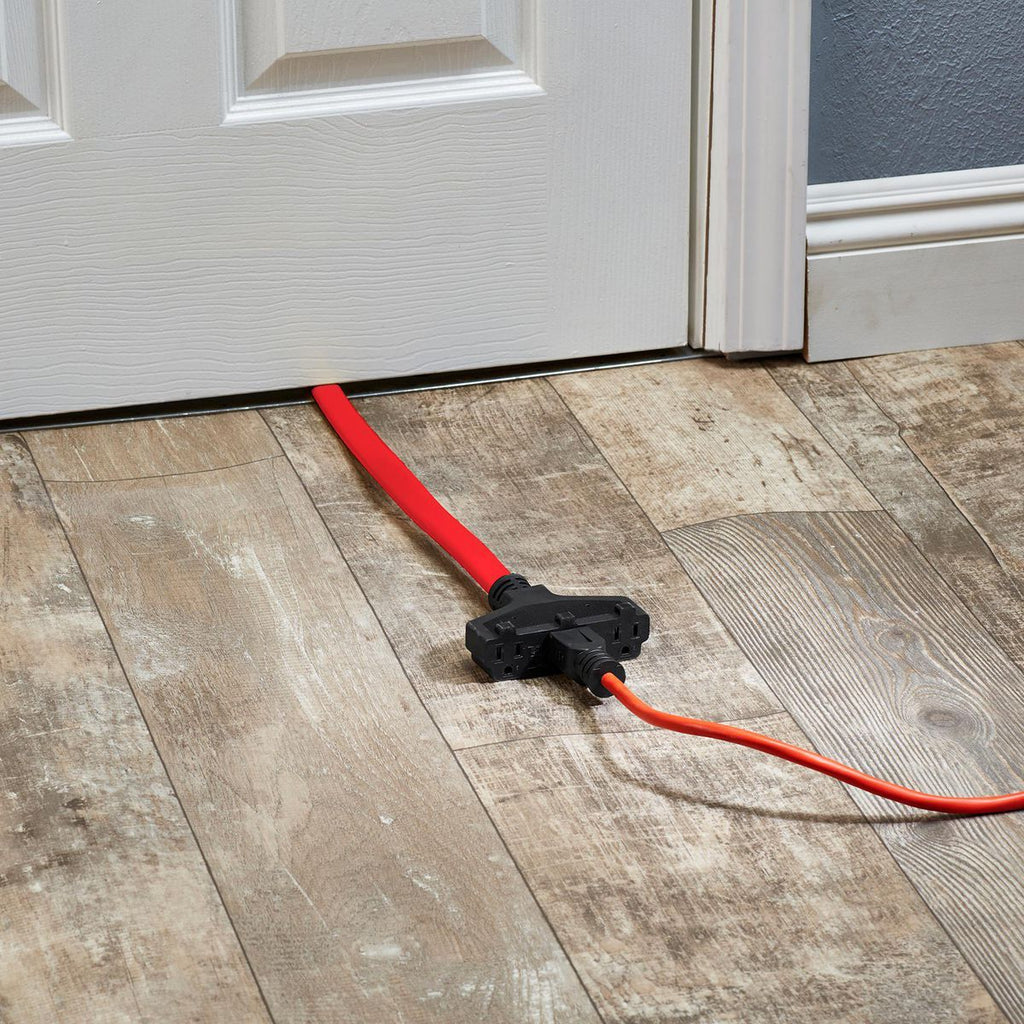 25 ft. 30 Amp 125V Generator Extension Cord Adapter W939666