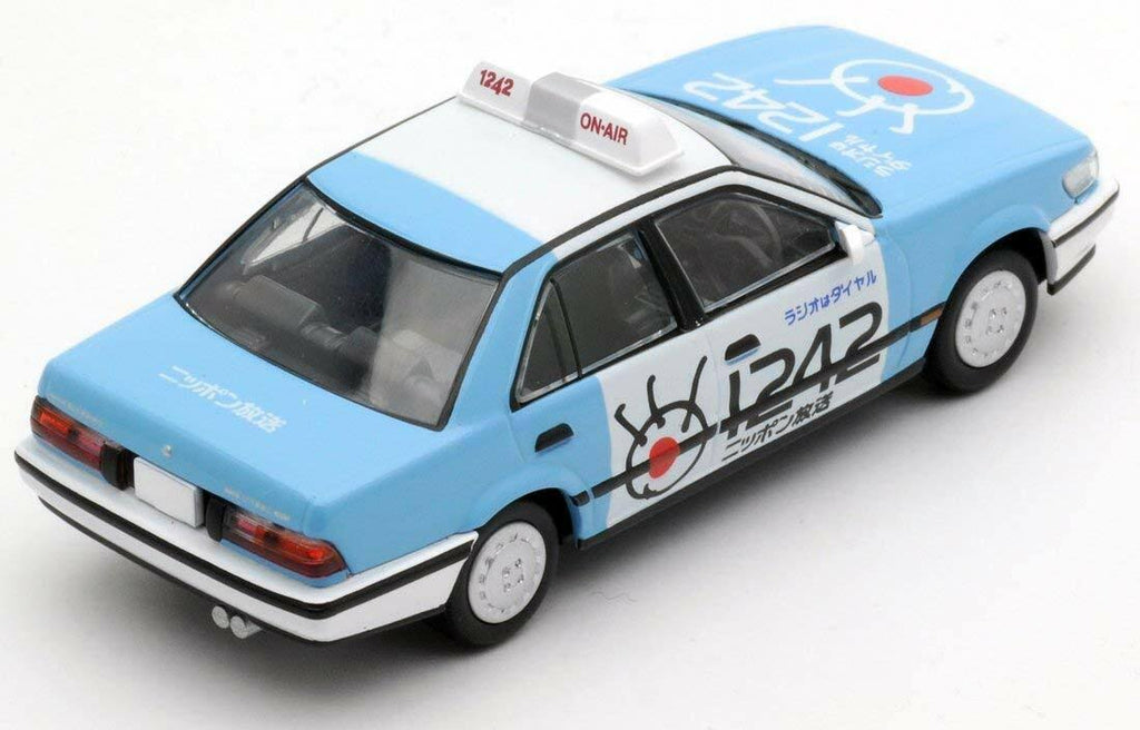 Nissan Bluebird 1/64 Diecast Car O2312