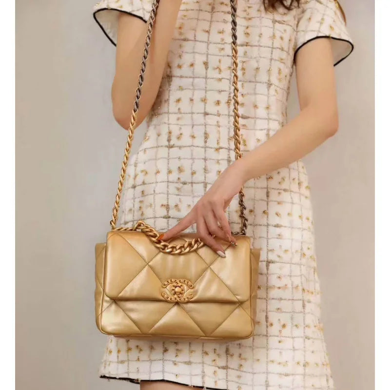 Flap Bag Y4407