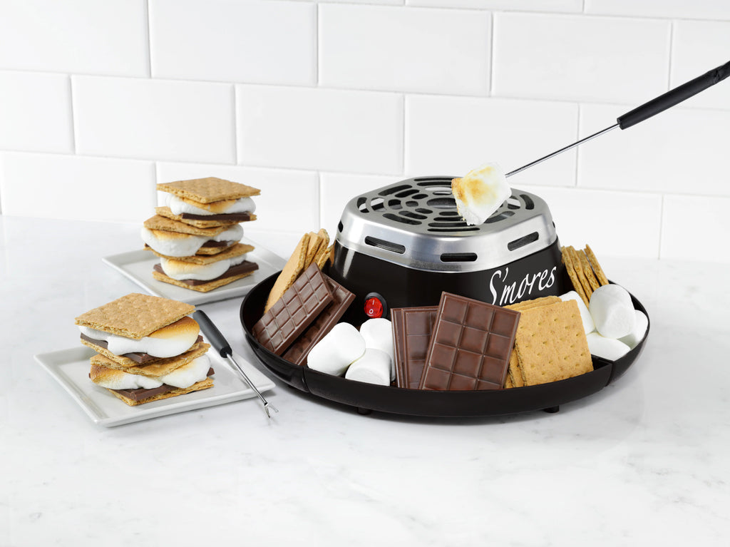 Indoor Electric Smores Maker Kit with 4 Roasting Forks Black W960